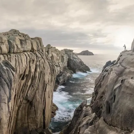 The Cliffs - O Refuxio Da Luz * Jove